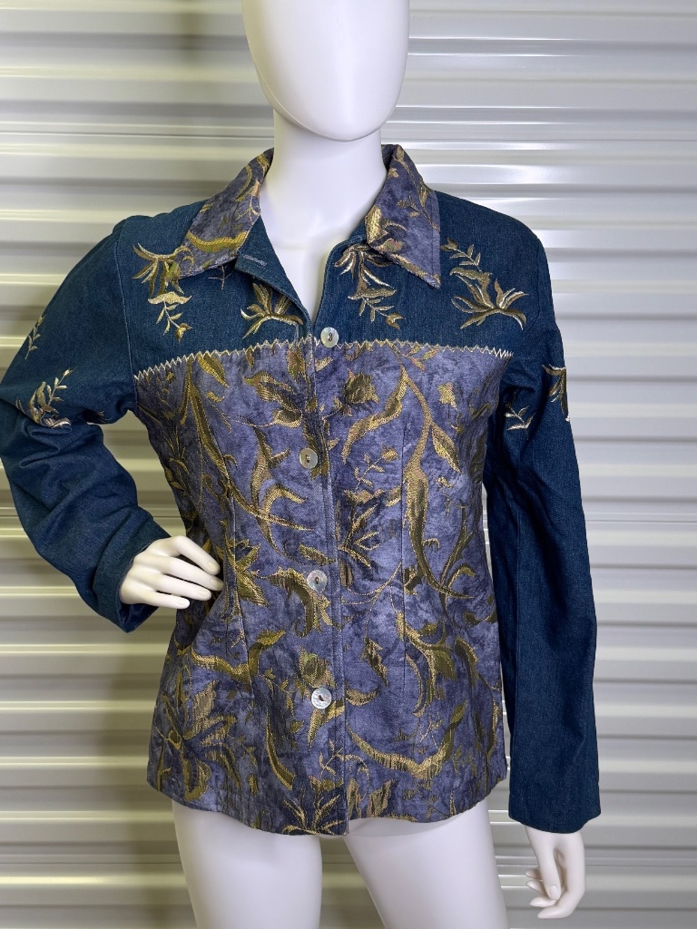 Reckon Womens S Blue with Gold Embroidery Button Front Jacket